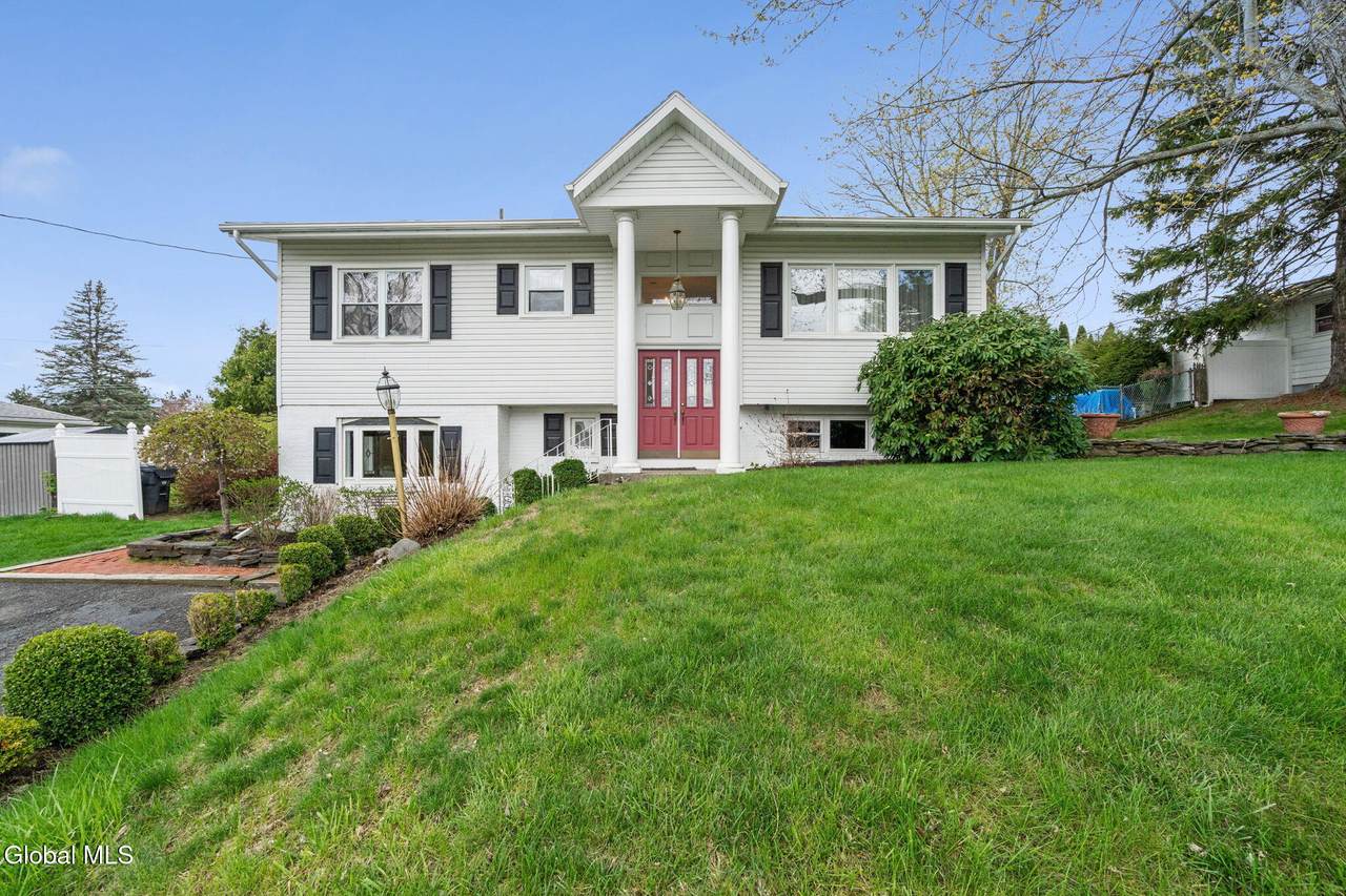 17 Cherry Lane - Photo 1