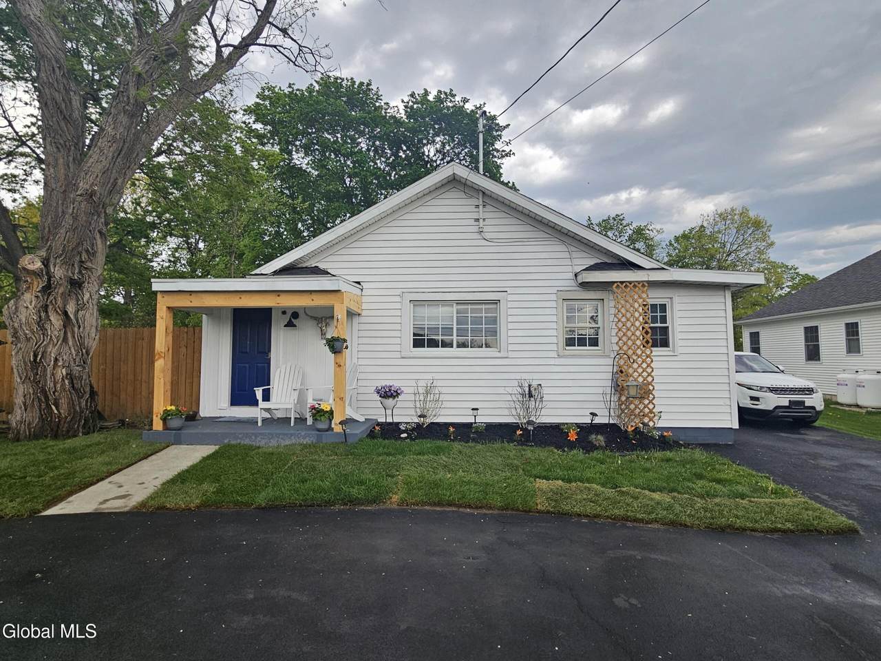 3929 Western Turnpike - Photo 1