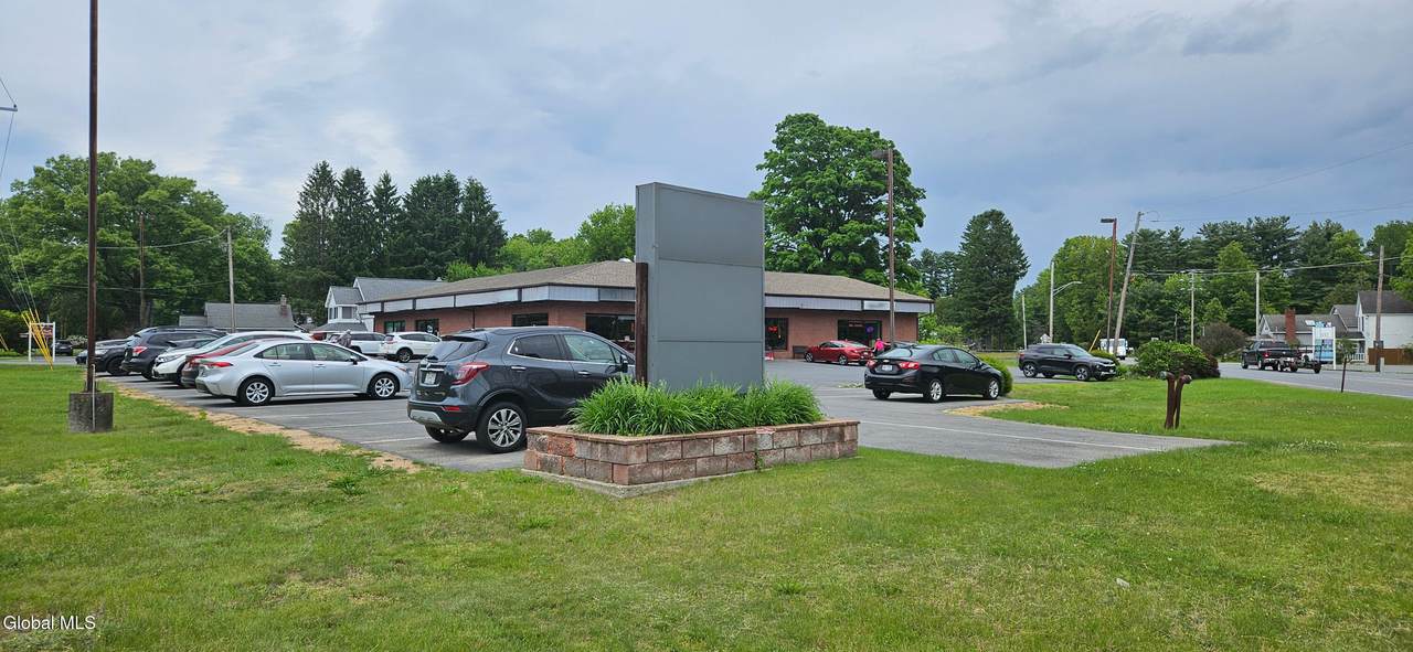 654 Saratoga Road - Photo 1