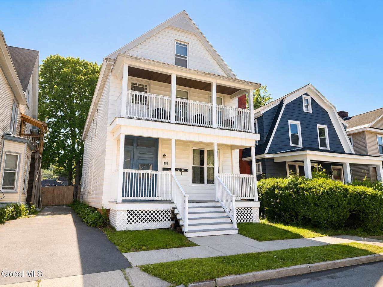 128 6th Avenue - Photo 1