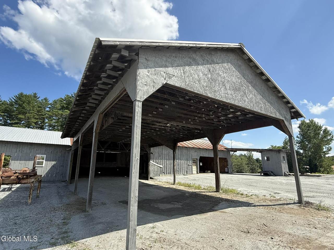https://bt-photos.global.ssl.fastly.net/capital/1280_boomver_2_202624559-2.jpg