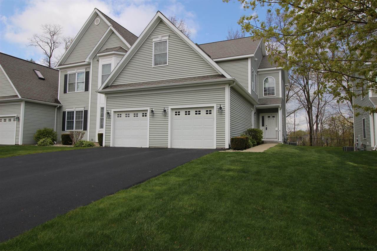 2576 Edgewood Av - Photo 1