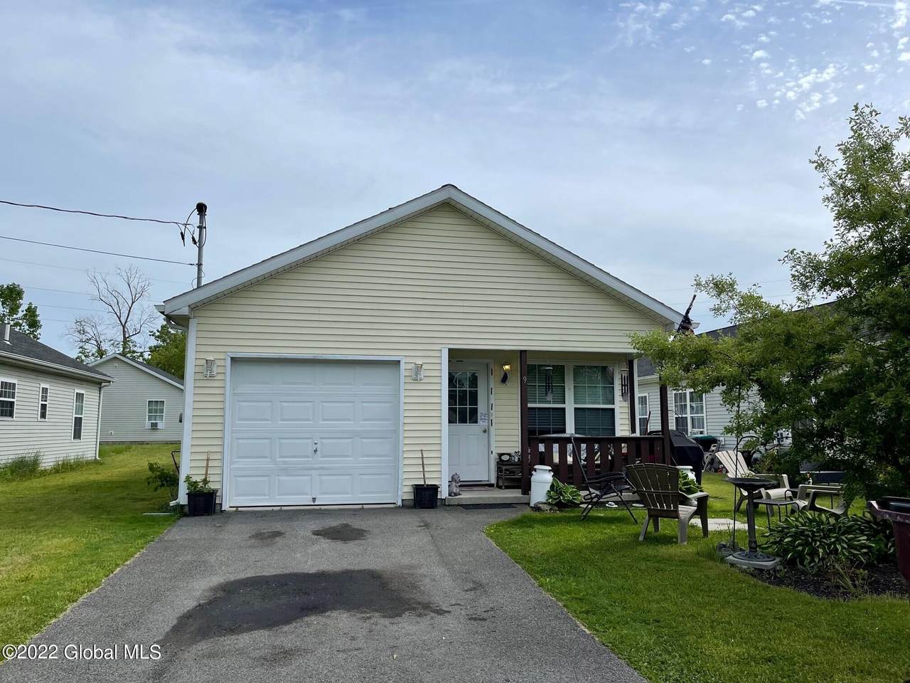 9 Zachary M Avenue - Photo 1