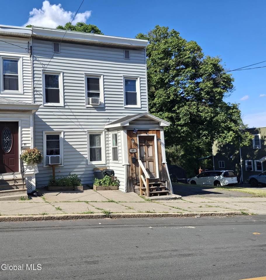 49 Mccarty Avenue - Photo 1