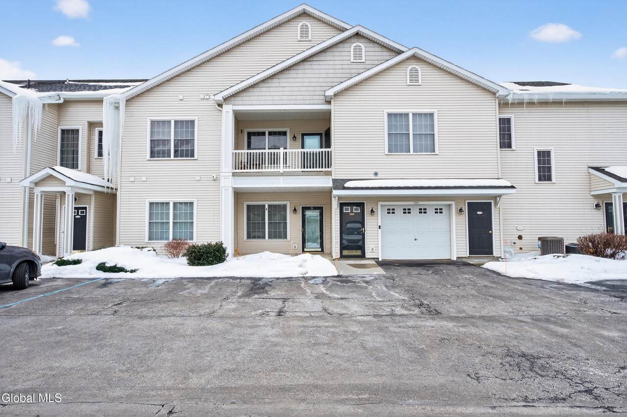 205 Ridge - Photo 1