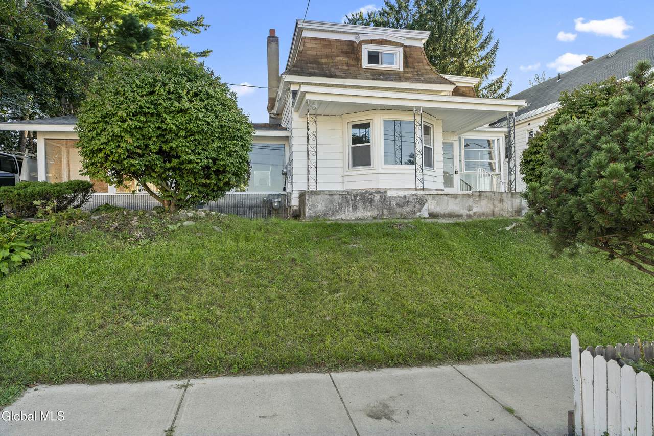 722 Salina Street - Photo 1