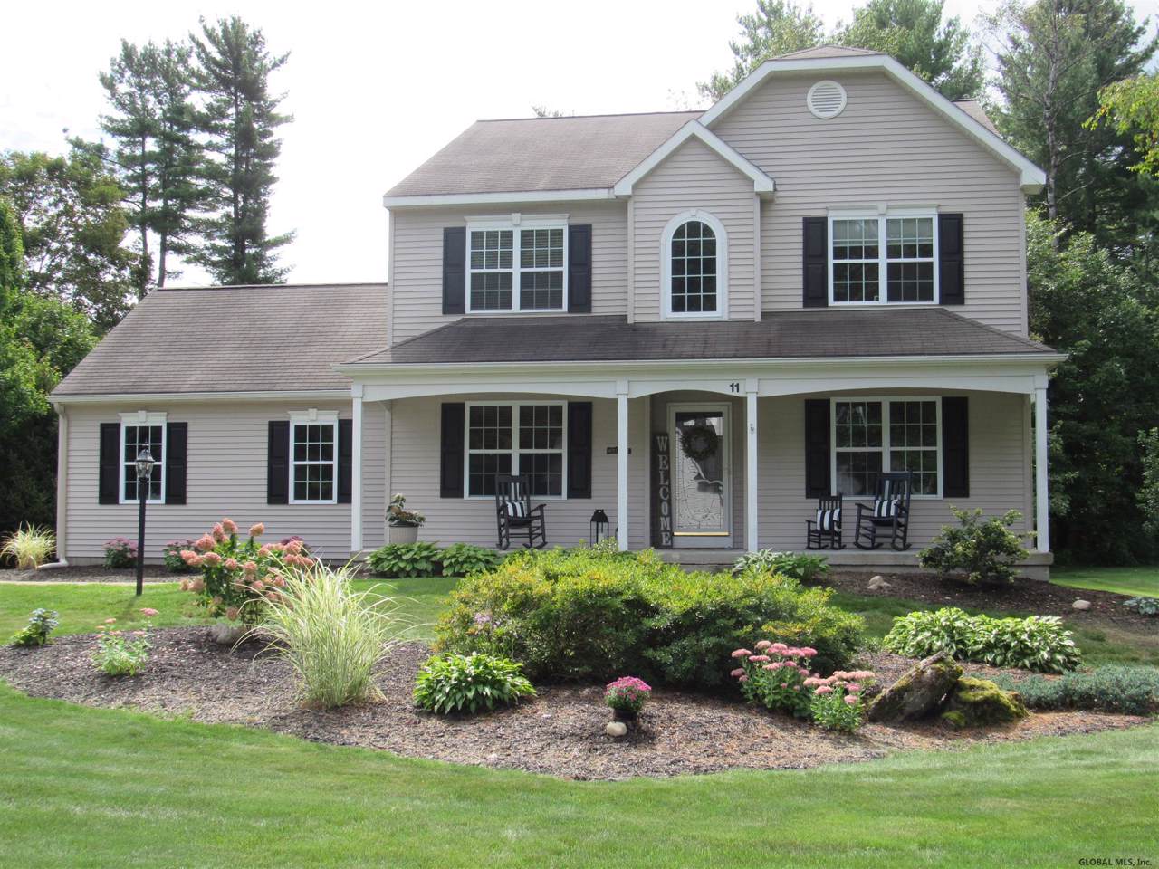 11 Mcdonald Dr - Photo 1