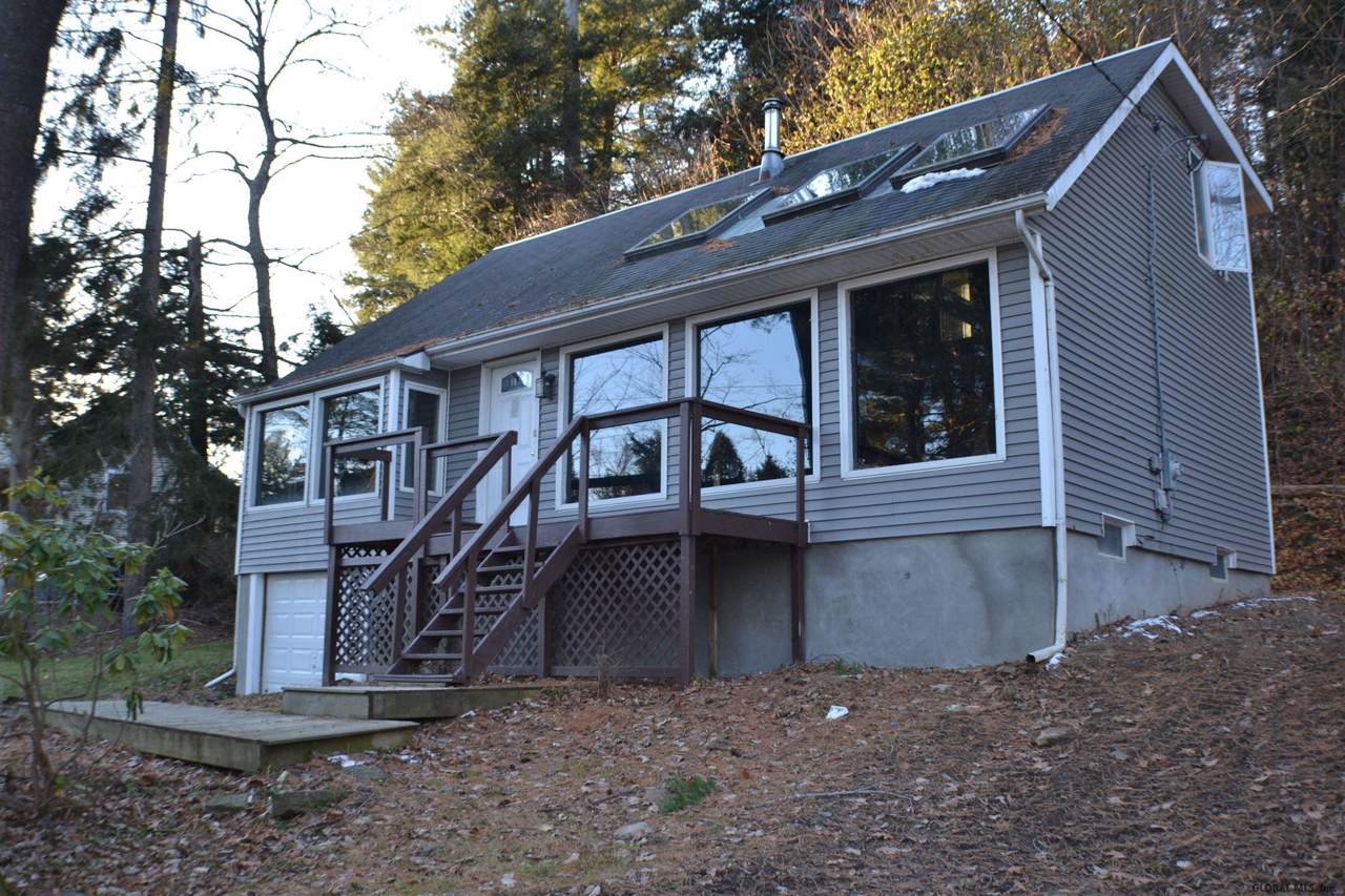 2 East Cove Rd - Photo 1