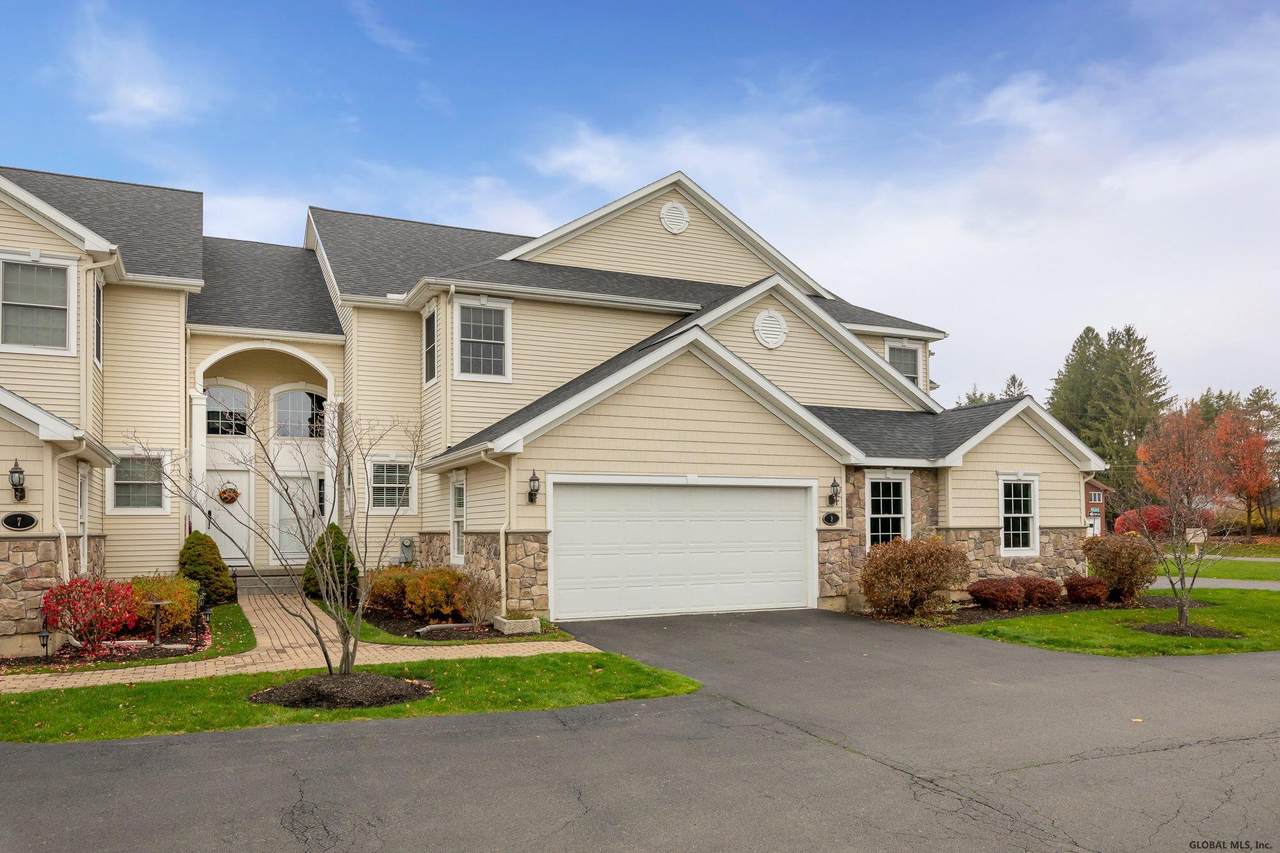 9 Davis Ct - Photo 1