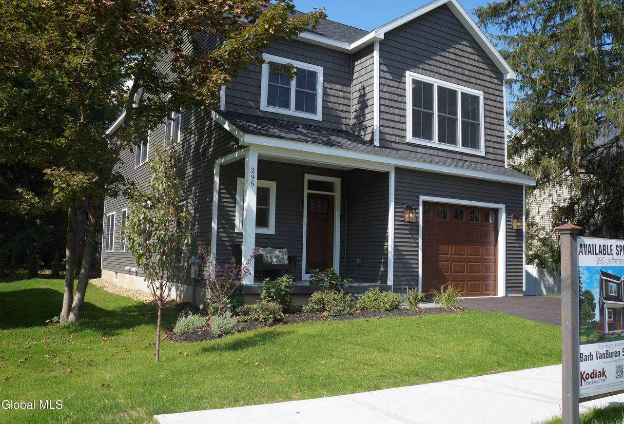 295 Jefferson Street - Photo 1