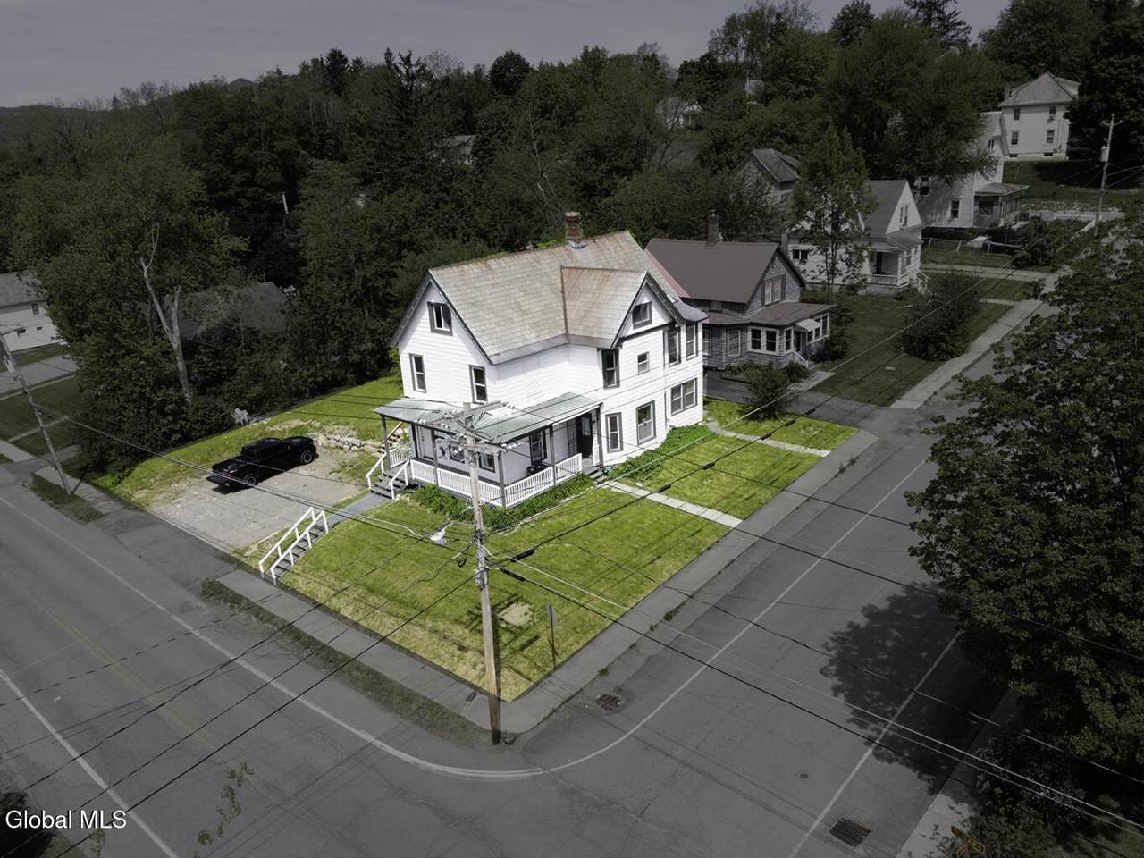 3 Park Avenue - Photo 1