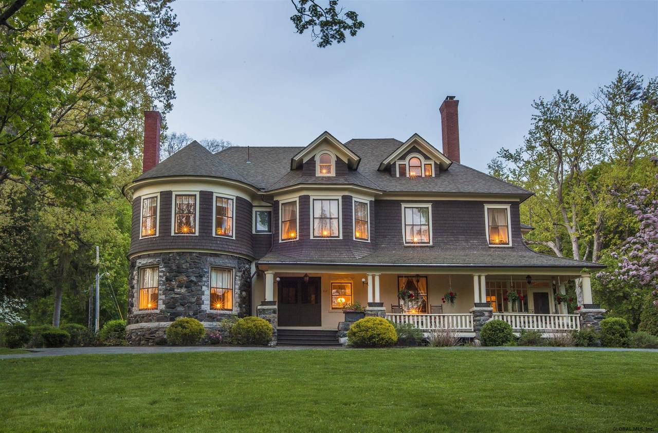 317 Guy Park Avenue - Photo 1