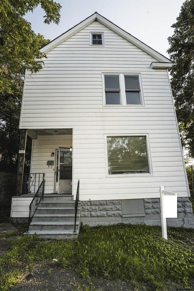 570 Clarendon St - Photo 1