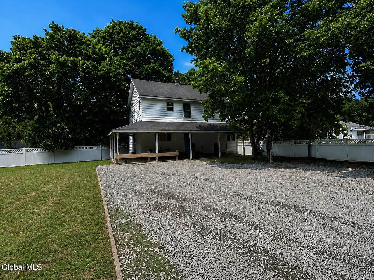 266 Poplar Avenue - Photo 1