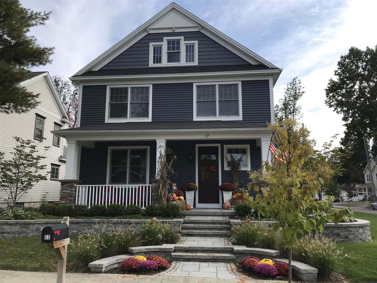 17 Taylor St - Photo 1