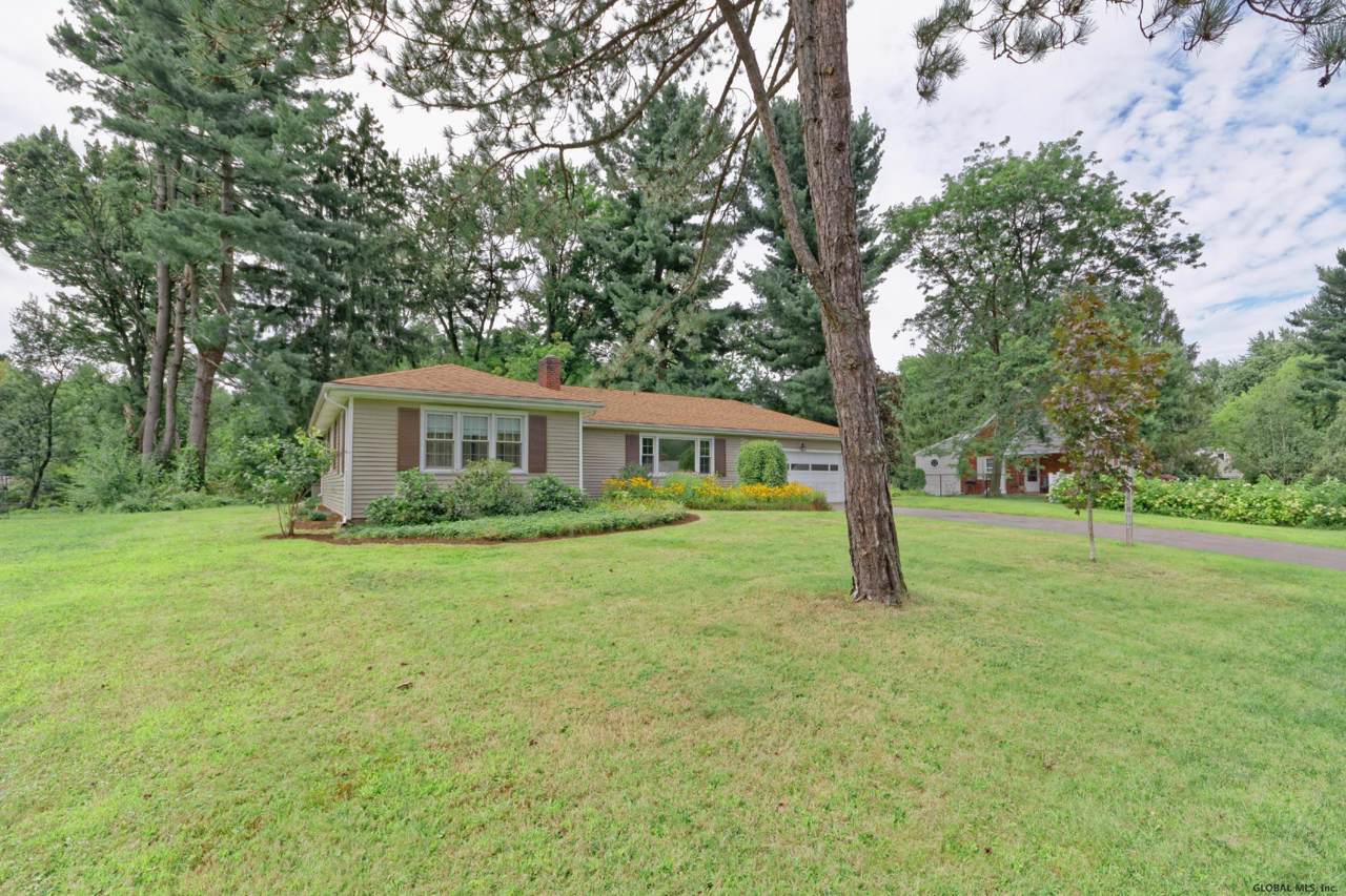 6 Maple Ridge Av - Photo 1