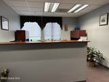 56 Clifton Country Road - Photo 4