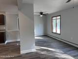 120 Mann Avenue - Photo 4