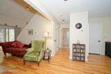 9 Lillian Lane - Photo 6