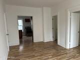 1 Swan Street - Photo 19