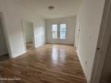 1 Swan Street - Photo 5
