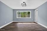 7 Colonie Avenue - Photo 16