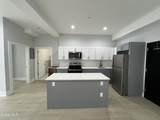5 Broadway - Photo 12