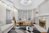 2303 Burdett Avenue - Photo 8