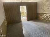 907 Albany Street - Photo 9