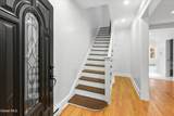 142 Chestnut Street - Photo 2