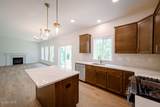 8 Seville Way - Photo 11
