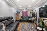 222 Duane Avenue - Photo 4