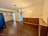 2819 New York 10 - Photo 11