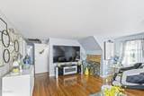 321 Hackett Blvd - Photo 2