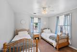 387 Maple Avenue - Photo 15