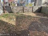 907 Delamont Avenue - Photo 16