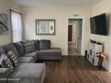 907 Delamont Avenue - Photo 9