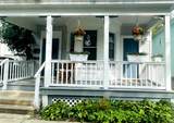 200 Beekman Street - Photo 1