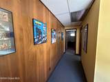 643 Glen Street - Photo 17