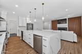 622 Acland Boulevard - Photo 13