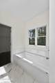 622 Acland Boulevard - Photo 22