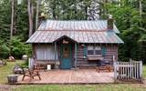 33 Chuckwagon Drive - Photo 1