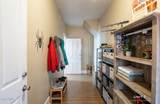 516 Pawling Avenue - Photo 16