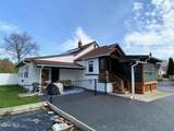38 Van Heusen Street - Photo 32