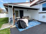 38 Van Heusen Street - Photo 33