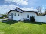 38 Van Heusen Street - Photo 40