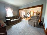 38 Van Heusen Street - Photo 5
