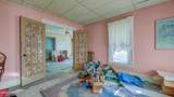 19 Melcher Street - Photo 8