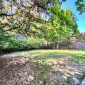 2121 Burdett Avenue - Photo 24