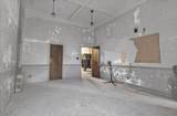 907 Albany Street - Photo 11